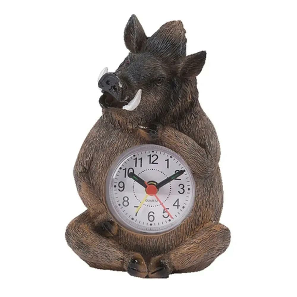Réveil sanglier assis avec cadran, en résine 14cm