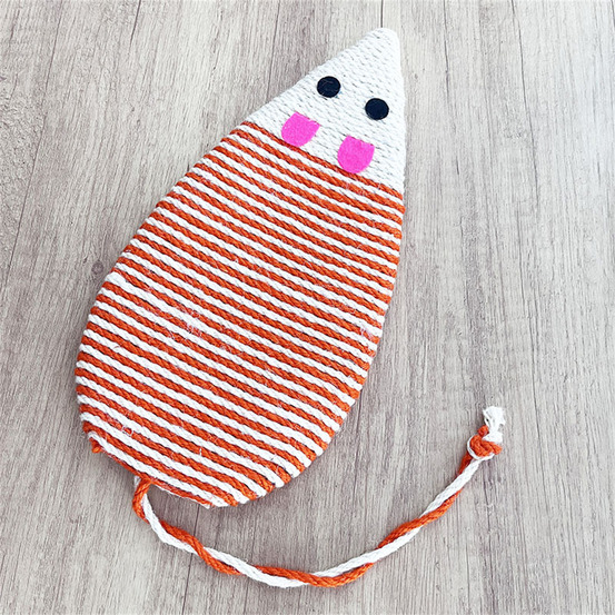 Dtopbuyage 1pc planche à gratter pour chat en forme de souris