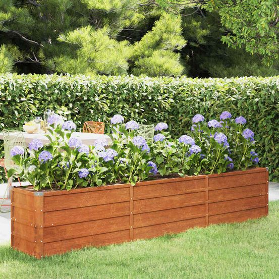 Longue jardinière en acier corten aspect rouillé 240x40x45 cm