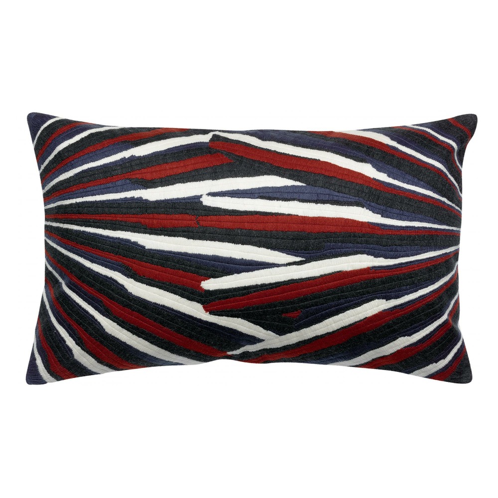 Coussin brodé sasha rubis 40 x 65 cm