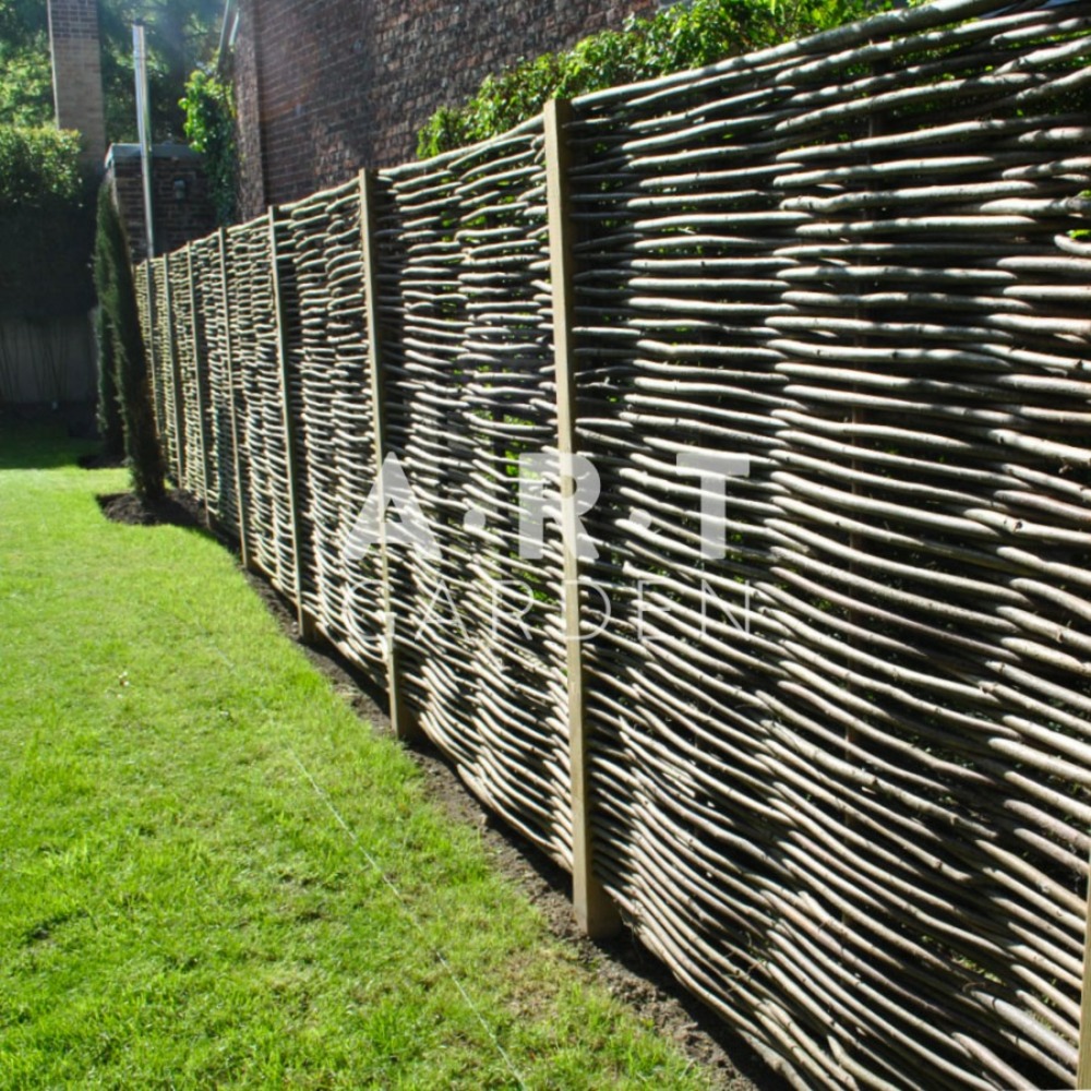 Clôture bois en noisetier tressé - 100% naturel - poteaux non inclus - hauteur 180 x largeur 180 cm