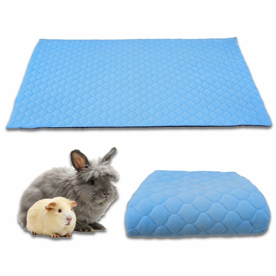 Tapis qui remplace la litière pour cochon d'inde et lapin - absorbant, imperméable, passe en machine - 60 x 50 cm