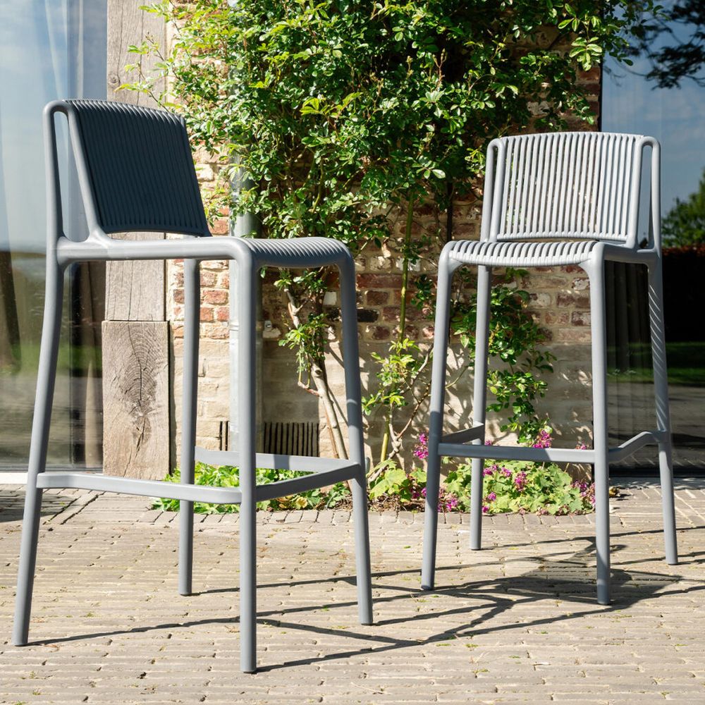 Lot de 2 chaises hautes de jardin en résine gris andrea