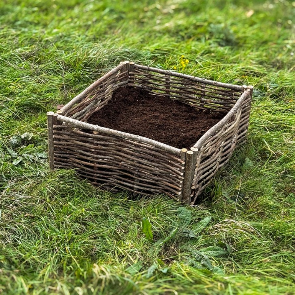 Jardinière en chêne avec tressage noisetier - sans bac intérieur - 75 x 30 x 30 cm