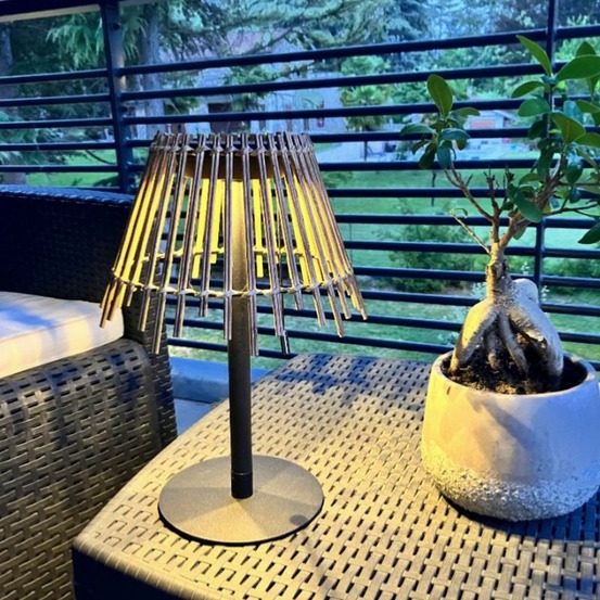 Lampe de table solaire eleonor en bambou - 100 lumens