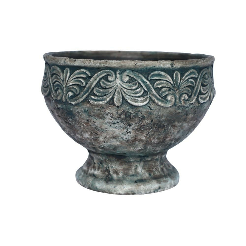 Coupe ronde sur pied en ciment vieilli bleuté ø.20,5 x ht.15 cm