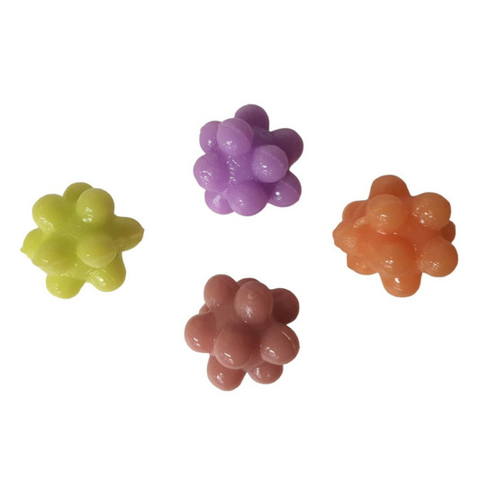 Set de balles avec bosses 4 pièces dimensions: ø 3,5 cm pour chat.