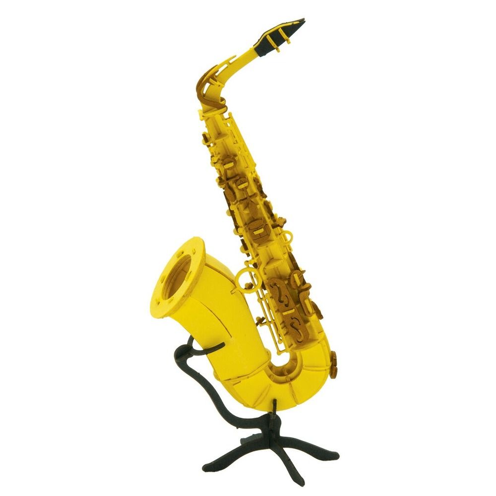 Maquette 3d en papier saxophone