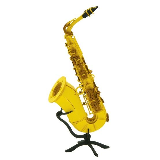 Maquette 3d en papier saxophone