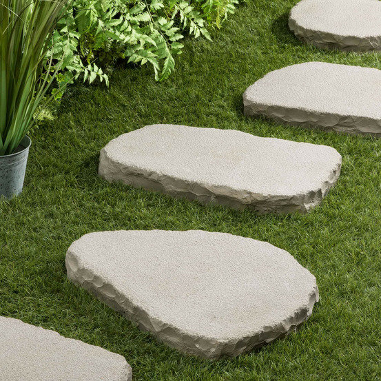 Pas japonais irrégulier pierre de bourgogne pierre de molay beige 35-55x6 cm (à l'unité) - ro'ma nature