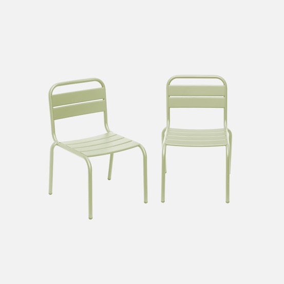 Lot de 2 chaises en métal vert clair pour enfant. Salon de jardin enfant