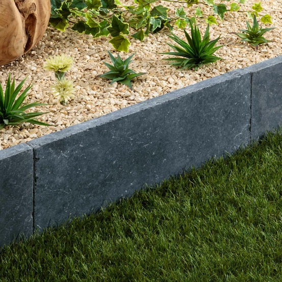 Bordure de jardin pierre bleue du vietnam 60x30x3 cm (à l'unité) - ro'ma nature