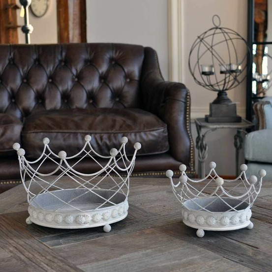 Ensemble de 2 cache pots en forme de couronne royale en fer 16x14x14cm