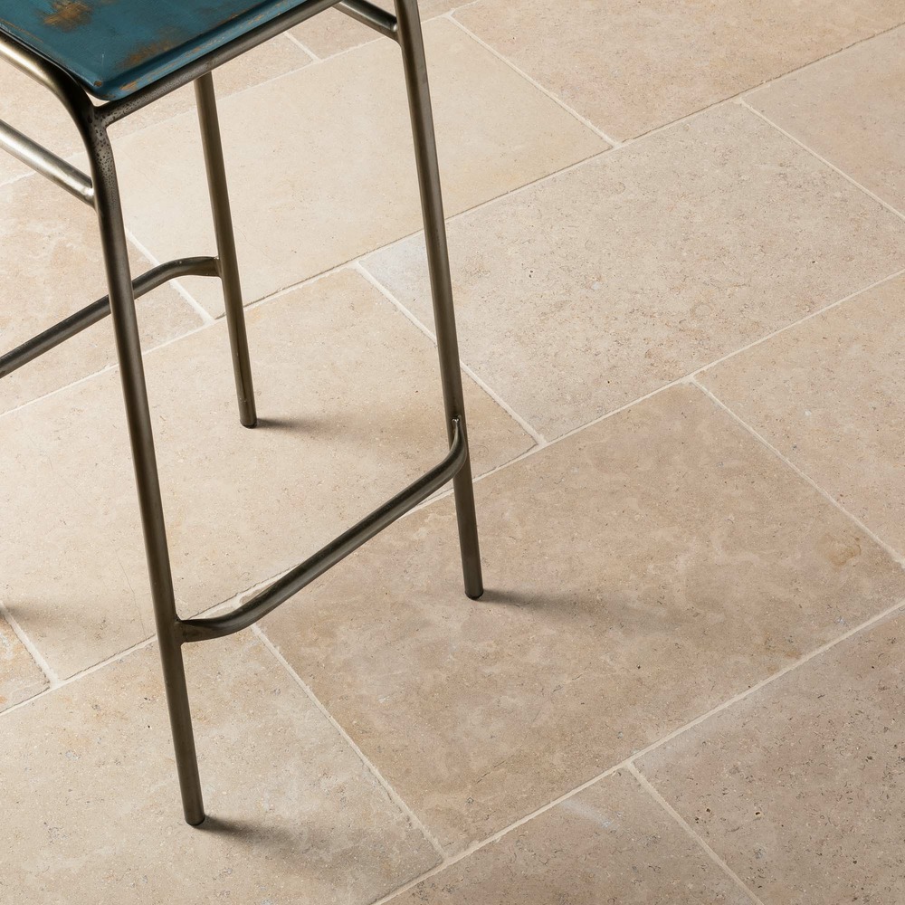 Dallage pierre d'egypte beige 60x40x1,5 cm - intérieur et extérieur (lot de 1,2 m² soit 5 dalles) - ro'ma nature