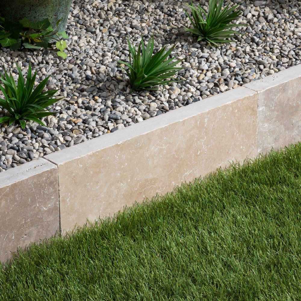 Bordure de jardin travertin beige mix 50x20x5 cm (lot de 40 bordures soit 20 mètres) - ro'ma nature