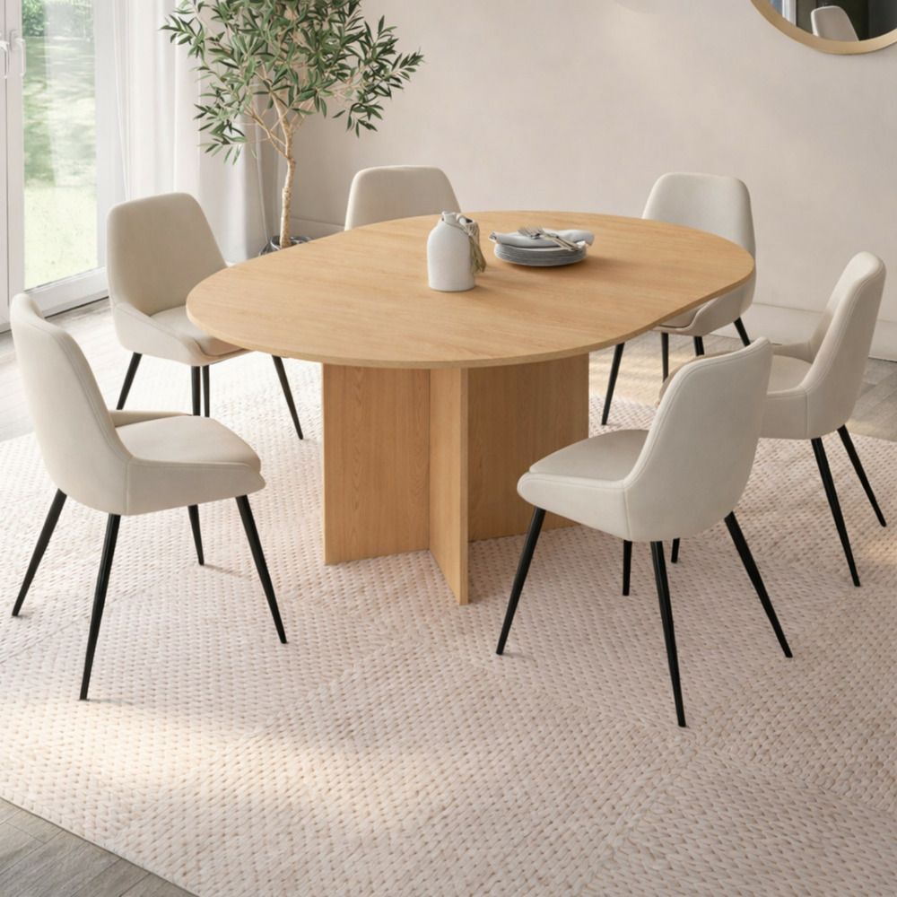 Table à manger extensible ovale marthe 4-8 personnes bois façon hêtre 110-150 cm