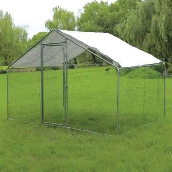 Enclos à volailles 6 m² avec toit étanche et cadre renforcé