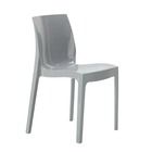 Chaise extérieure empilable robuste confort et design placid
