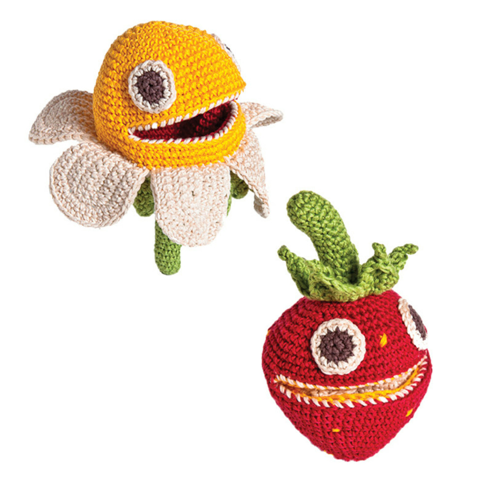 Hochet fraise réversible fait main coton bio