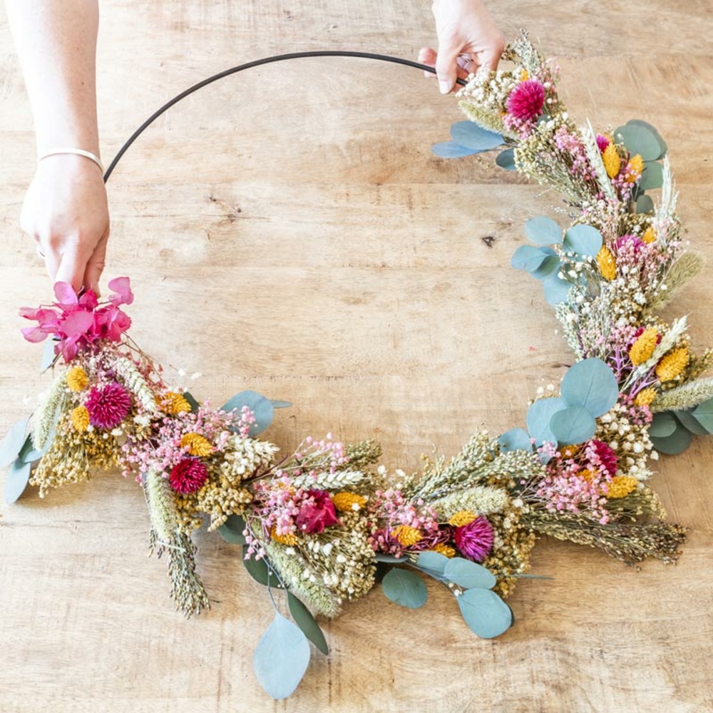 Couronne murale de fleurs séchées hermione d50cm