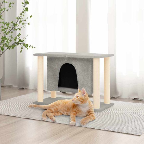 Arbre à chat compact avec niche et griffoirs en sisal gris clair 50 cm