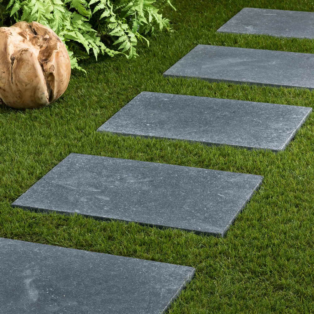 Pas japonais rectangle pierre bleue du vietnam 60x40x3 cm (à l'unité) - ro'ma nature