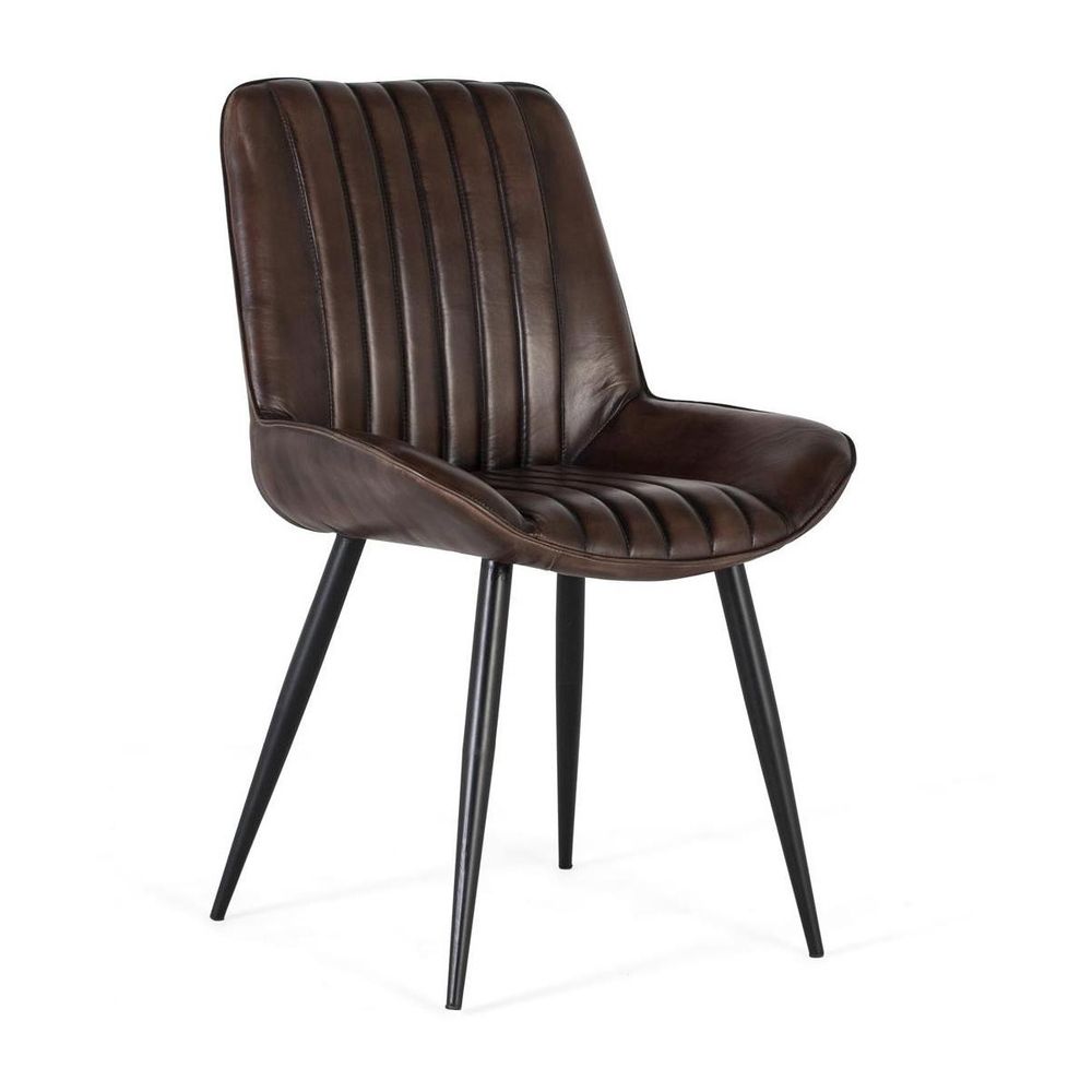 Chaise cuir marron - décoration d'autrefois