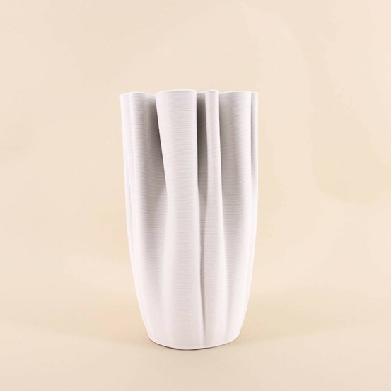 Vase blanc en céramique plissé 3d 28cm