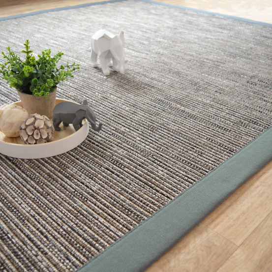 Tapis tissé plat - bornéo silver - ganse coton vert de gris - 200 x 200 cm
