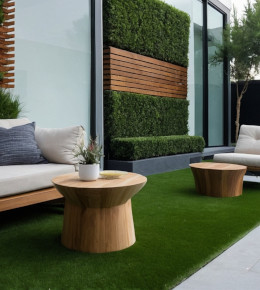 Jardin sobrement aménagé pour réduire les entretiens