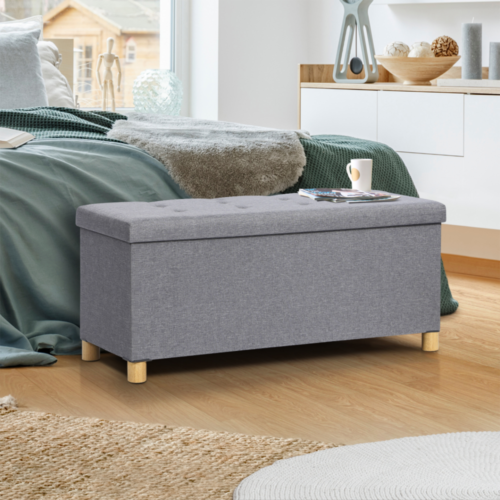 Banc coffre rangement sur pied 100 cm tissu gris clair