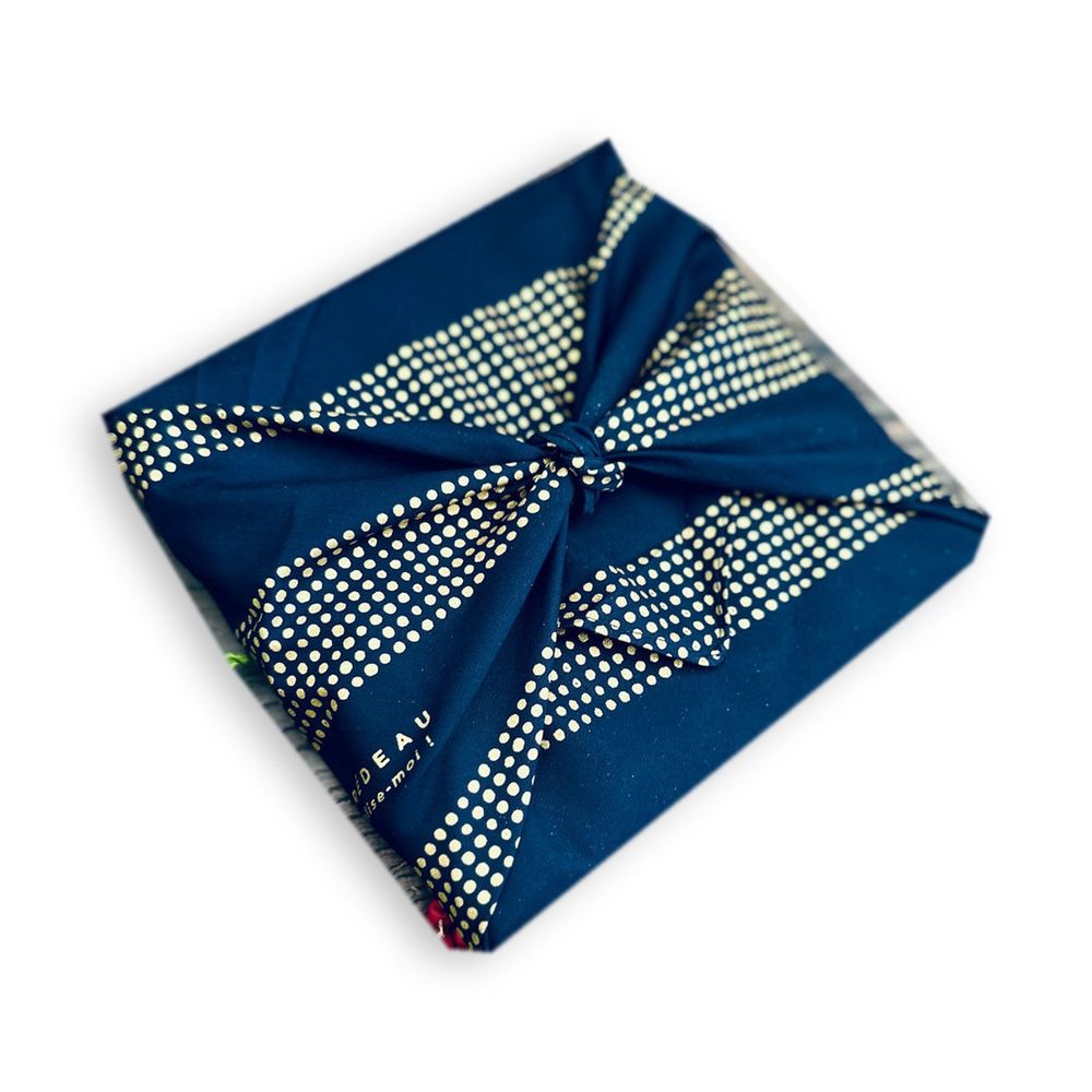 Papier cadeau réutilisable collection monochrome coton recyclé furoshiki : juste un flirt (taille s) 35x35 cm bleu nuit