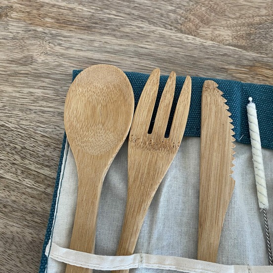 Set de couverts en bambou réutilisables bleu lagoon
