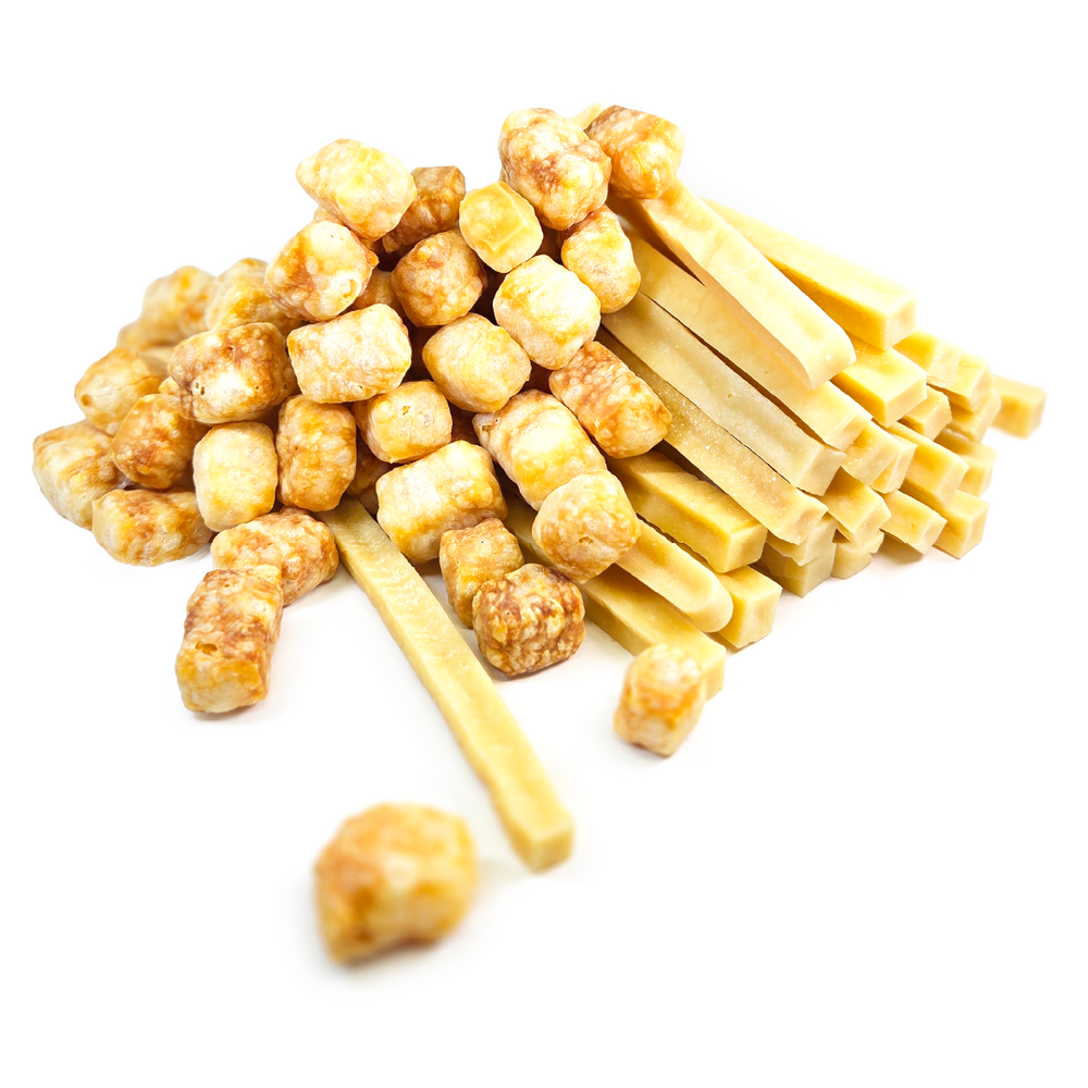 Family Box Duo : 50 Cheese Bones XSmall (1kg) + 300g de Croustillants au Fromage, Friandises pour très petit chien (-5kg)