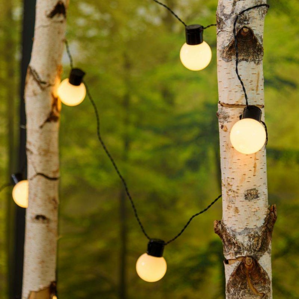 Guirlande guinguette solaire 6m 15 ampoules superled g50 blanc chaud opaque pas cher lotti
