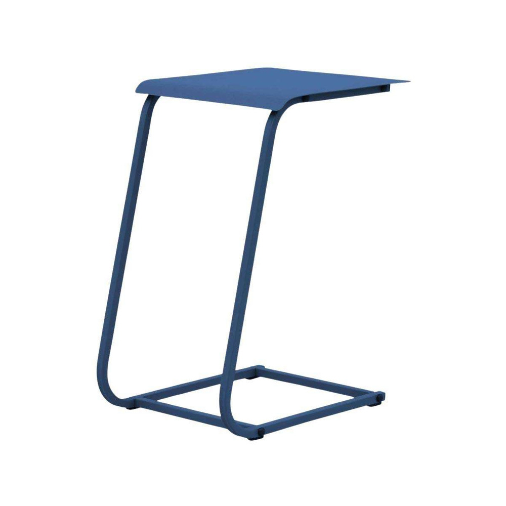 Table basse de jardin en acier violette bleu