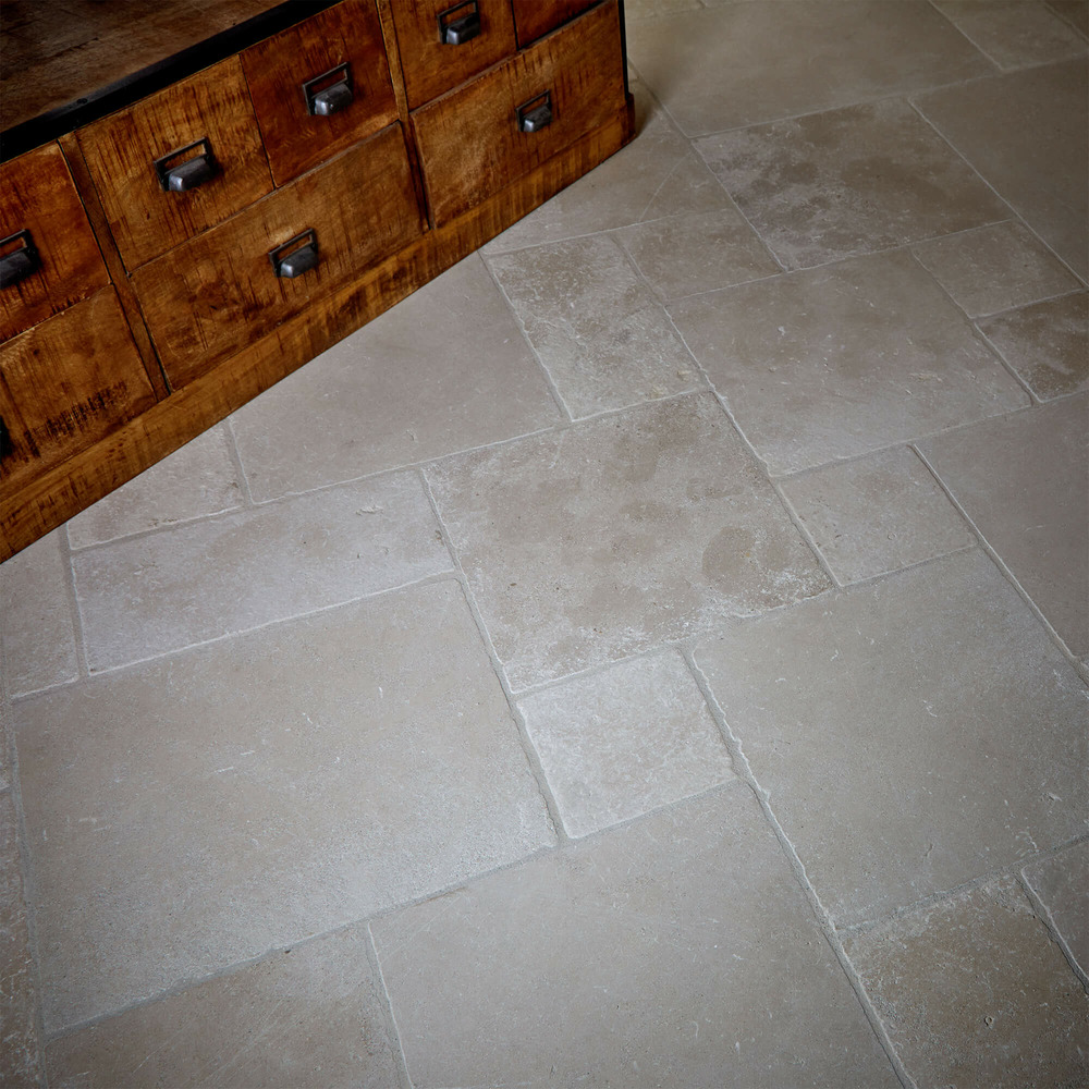 Dallage pierre de l'atlas beige opus 4 x1,5 cm - intérieur et extérieur (lot de 1,44 m² soit 2 paquets) - ro'ma nature