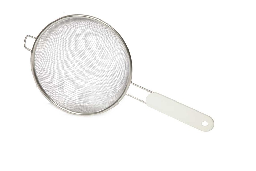 Passe-bouillon en inox maille moyenne 20 cm - matériel chr pro