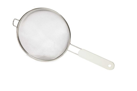 Passe-bouillon en inox maille moyenne 20 cm - matériel chr pro