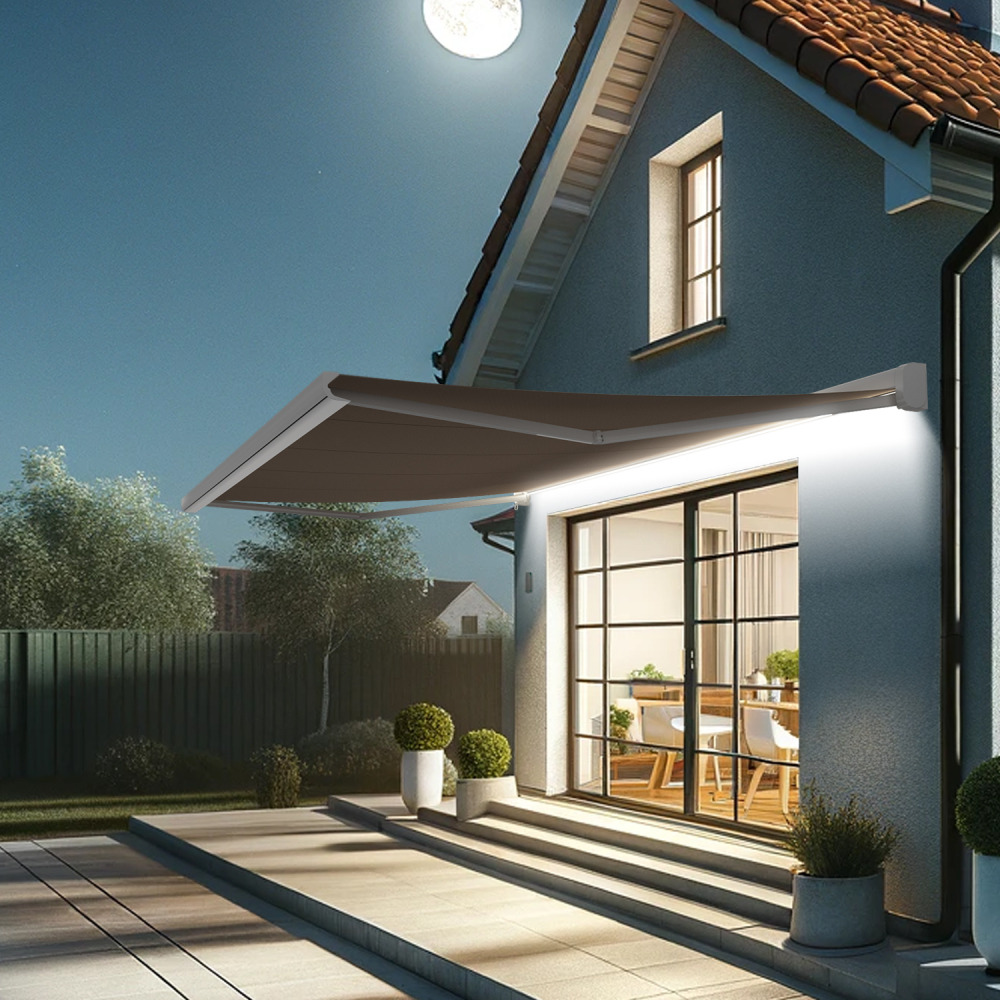 Store banne coffre intégral celeste 5,00x3,00 m (motorisé secours à télécommande + led - blanc satiné ral9010 - taupe)