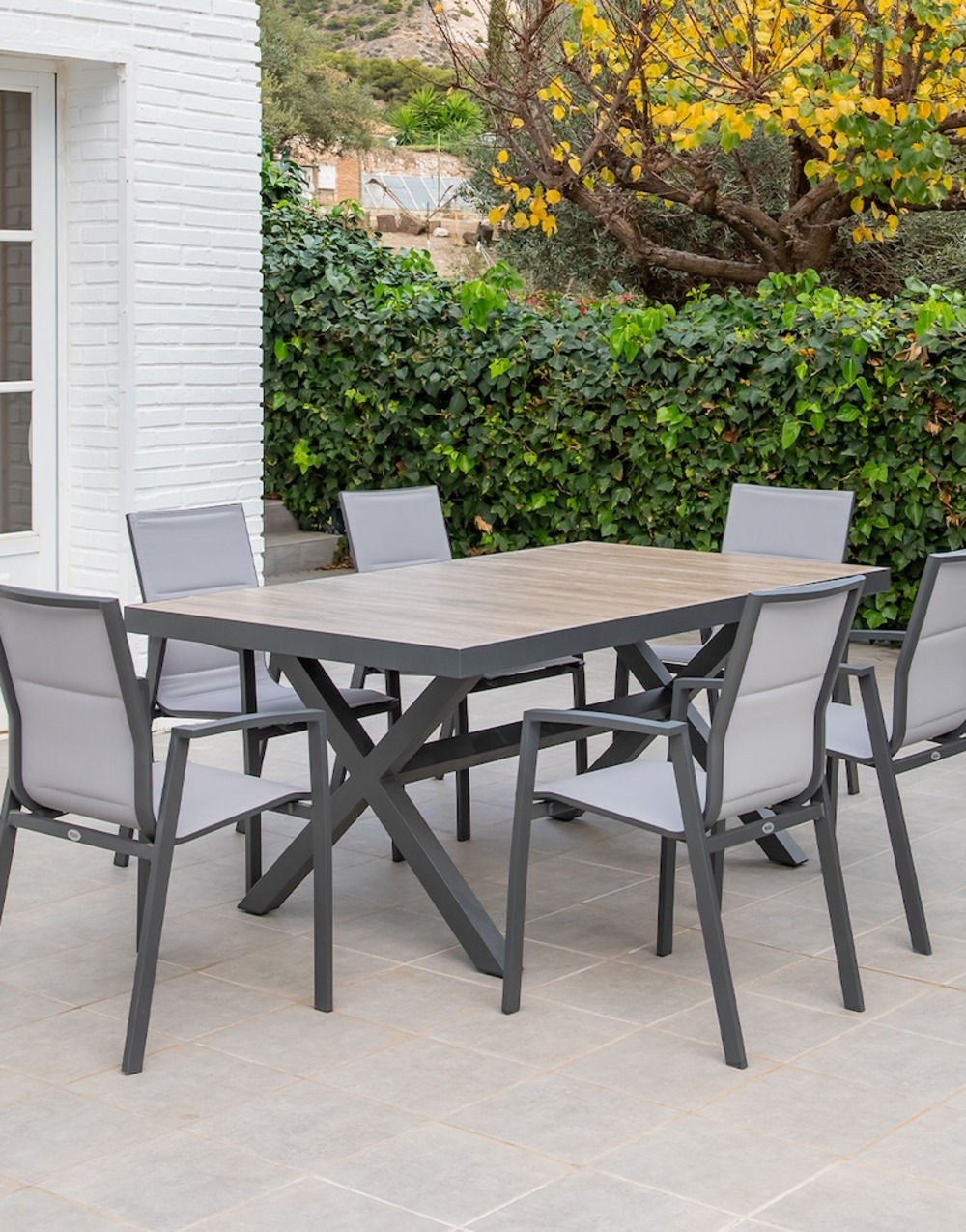 Table à manger en aluminium et céramique imitation bois - madrid - finition anthracite - 6 places