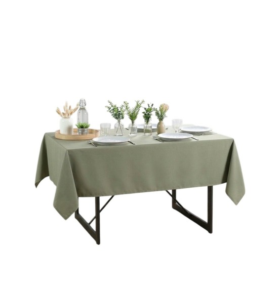 Nappe en polyester finition ourlet nels