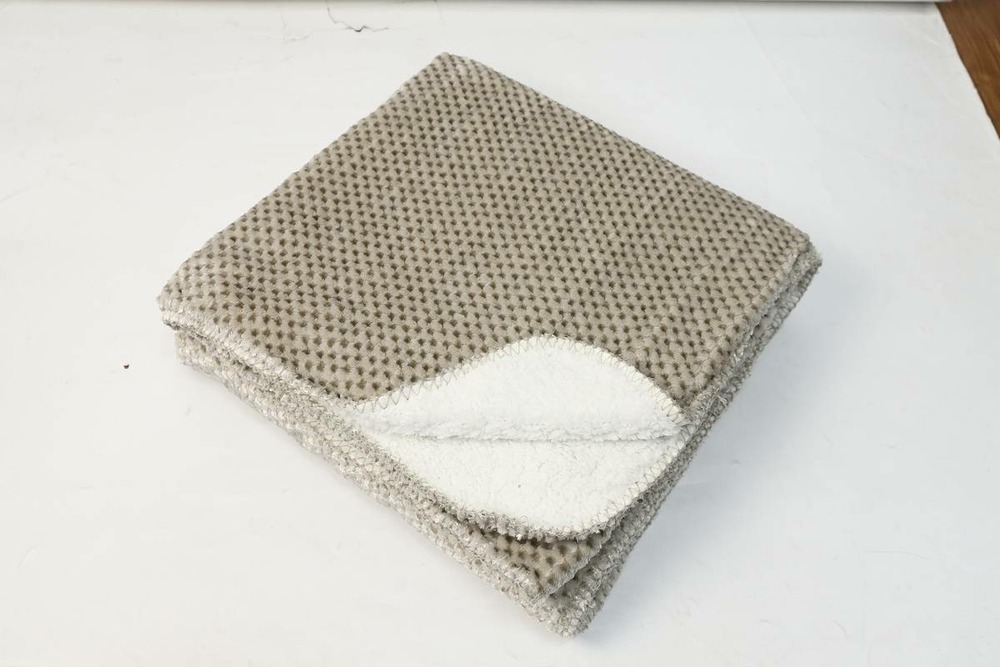 Plaid flanelle effet sherpa lyno beige lin 170x130cm