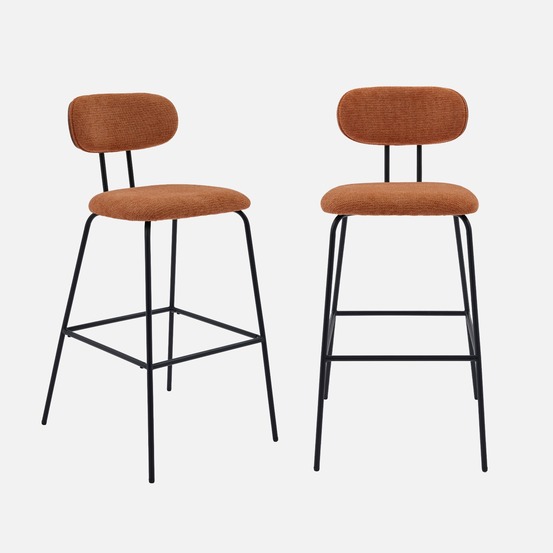 2 tabourets de bar décor bois courbé teinté noyer et tissu déperlant, pieds métal noir mat (lot de 2) - l 44 x p 51 x h 103cm - erin