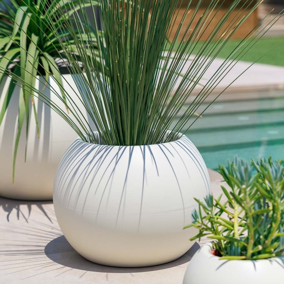 Dalia 70 - pot rond pour plantes et fleurs en polyéthylène ø68x50 cm pour l'extérieur et l'intérieur très résistant. Couleur blanc