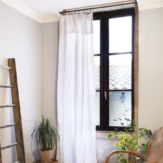 Rideau ajustable + 8 anneaux pince collection gaia