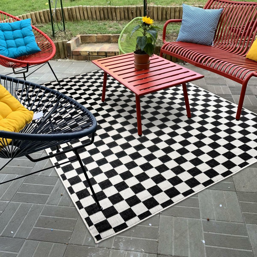 Tapis extérieur, kilim reversible 160x230 motif damier a reversible noir et blanc