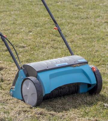 scarificateur sur pelouse
