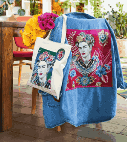 Décoration sur veste et sac frida kahlo