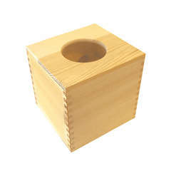 Boîte à mouchoirs carrée en bois de noyer 13x13x13cm
